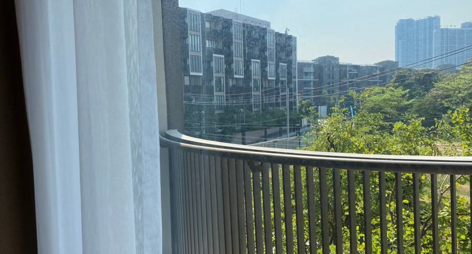 For sale 1 bed condo in Suan Luang, Bangkok