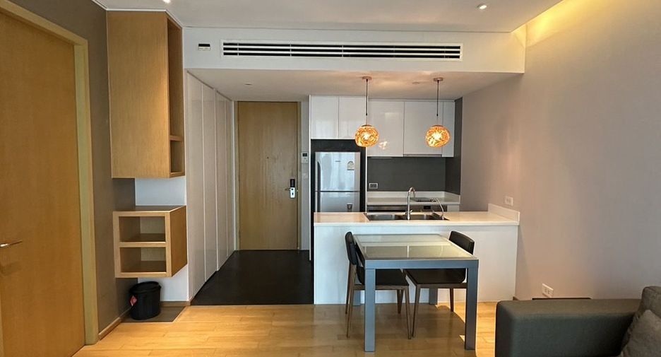 À vendre 1 chambre condo à Khlong Toei, Bangkok
