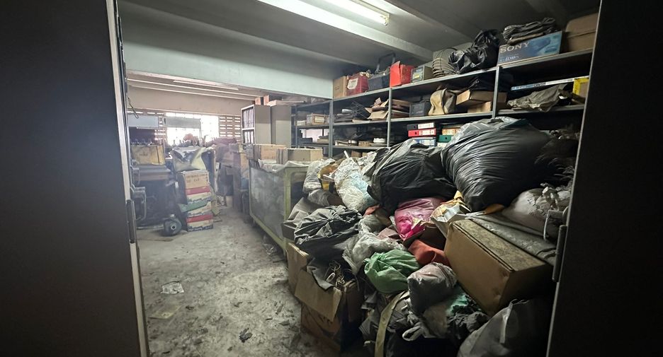 For sale 10 bedrooms retail Space in Bang Lamung, Chonburi