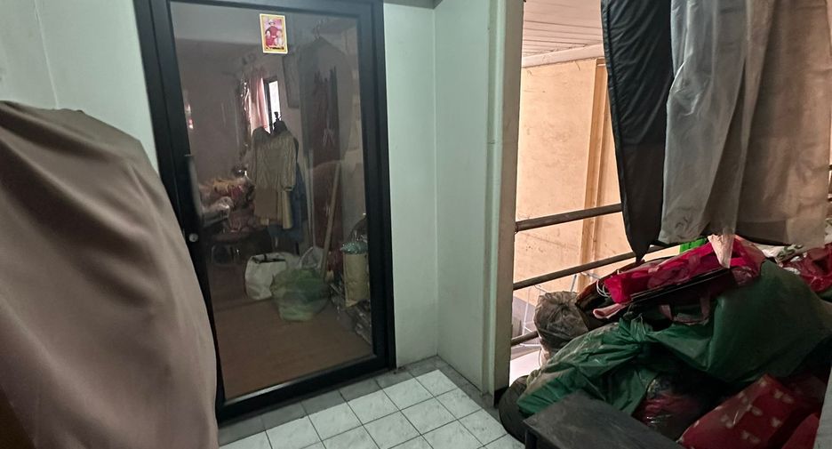 For sale 10 bedrooms retail Space in Bang Lamung, Chonburi