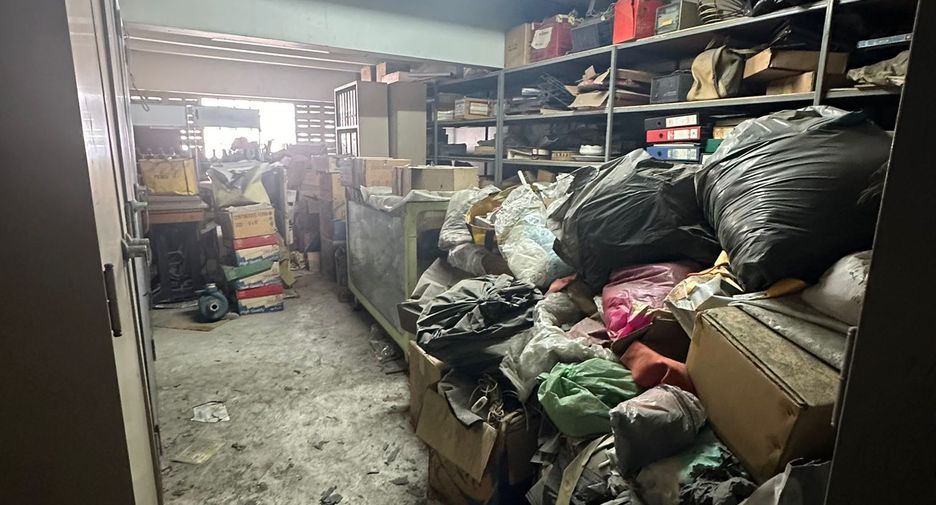 For sale 10 bedrooms retail Space in Bang Lamung, Chonburi