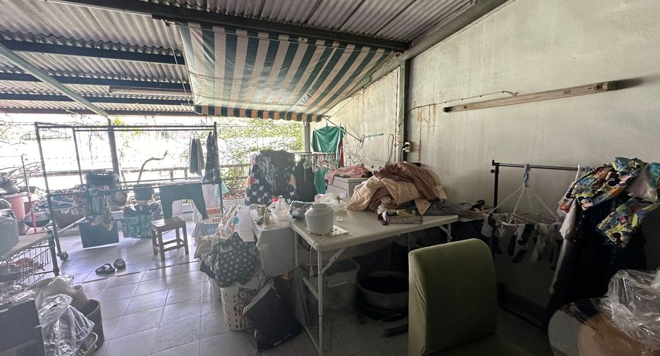 For sale 10 bedrooms retail Space in Bang Lamung, Chonburi