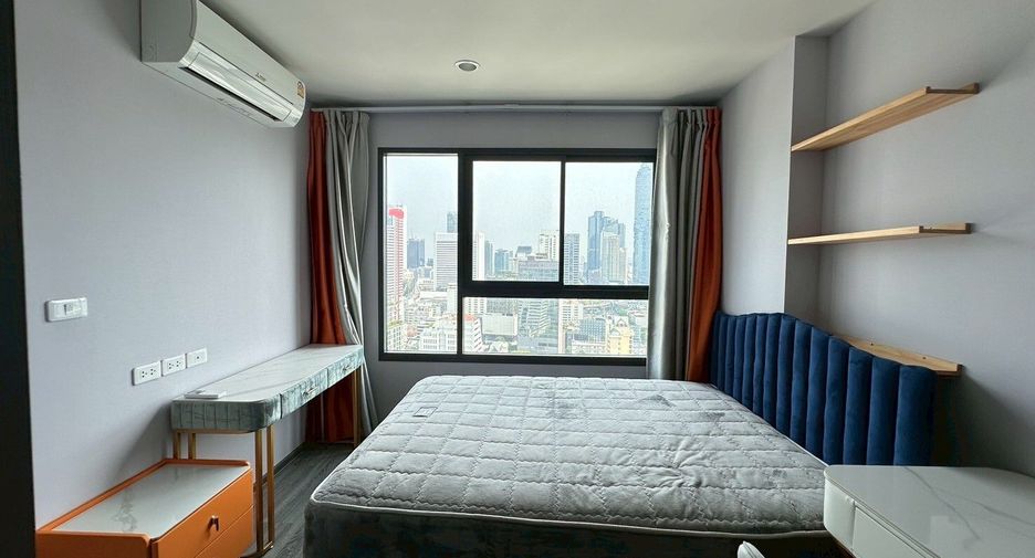 Wohnung zur Miete mit 1 Zimmer in Bang Rak, Bangkok
