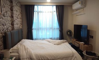 À vendre 1 chambre condo à Din Daeng, Bangkok