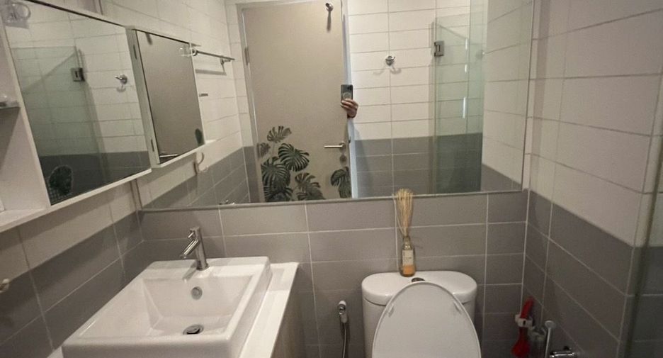 Wohnung zur Miete mit 1 Zimmer in Khlong San, Bangkok