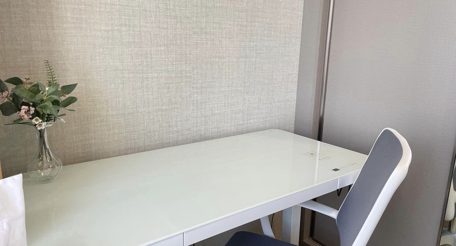 For rent 1 bed condo in Ratchathewi, Bangkok