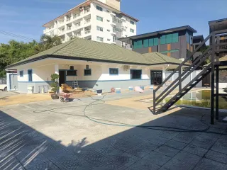 Villa en venta y en alquiler de 3 habitaciones en Bang Lamung, Chonburi