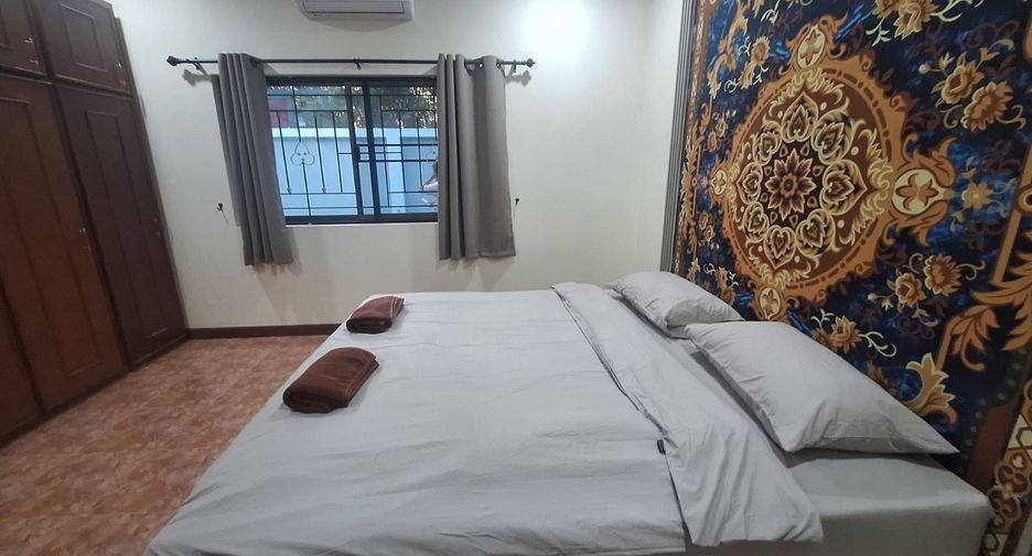 出售 和 出租 3 卧室 别墅 在 Bang Lamung, Chon Buri
