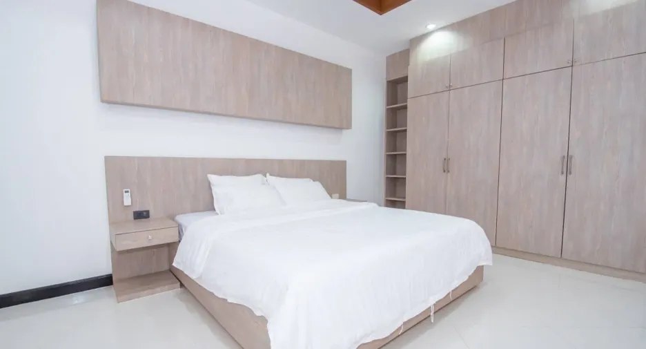 For rent 4 bedrooms villa in Bang Lamung, Chonburi