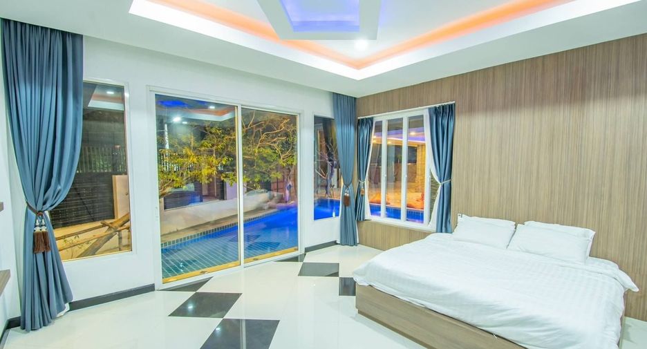 For rent 4 bedrooms villa in Bang Lamung, Chonburi