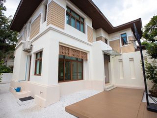 ให้เช่า 3 ห้องนอน บ้านเดี่ยว ใน บางกะปิ, กรุงเทพฯ