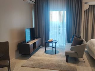 For rent 3 bedrooms condo in Bang Lamung, Chonburi