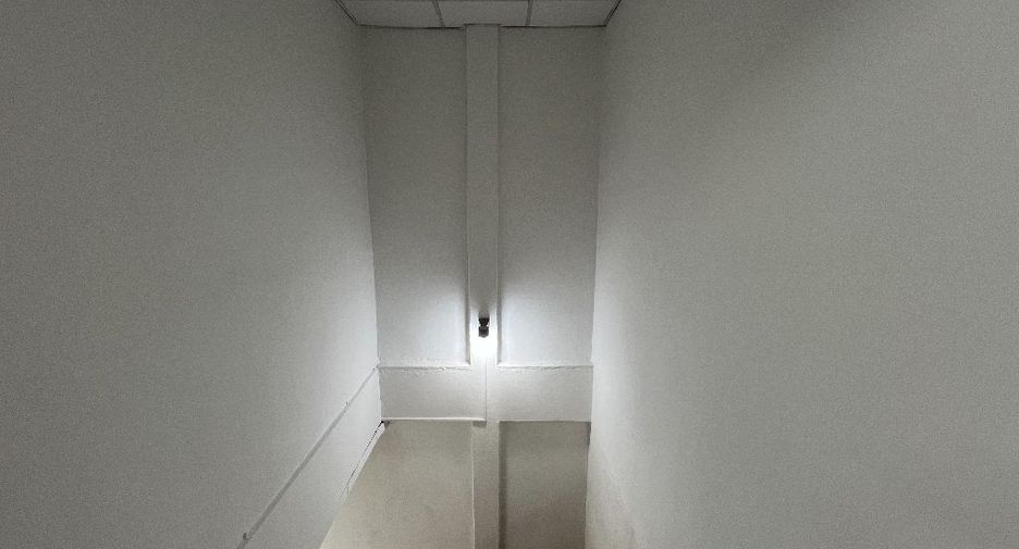 For sale 4 bedrooms townhouse in Bang Khen, Bangkok