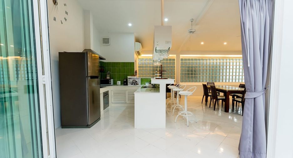 For rent 3 ベッドルーム villa in Thalang, Phuket