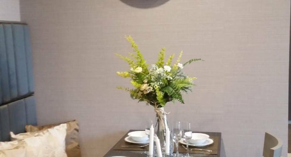 For rent 2 bedrooms condo in Sathon, Bangkok