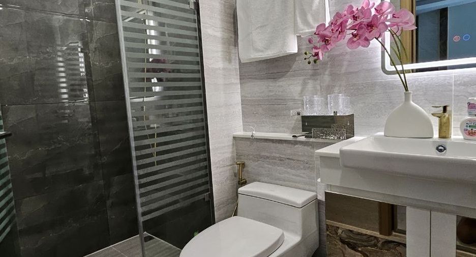For sale 1 bed condo in Bang Lamung, Chonburi