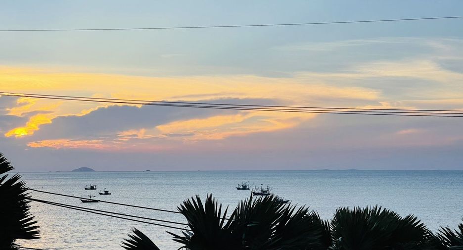 For sale 1 bed condo in Sattahip, Chonburi
