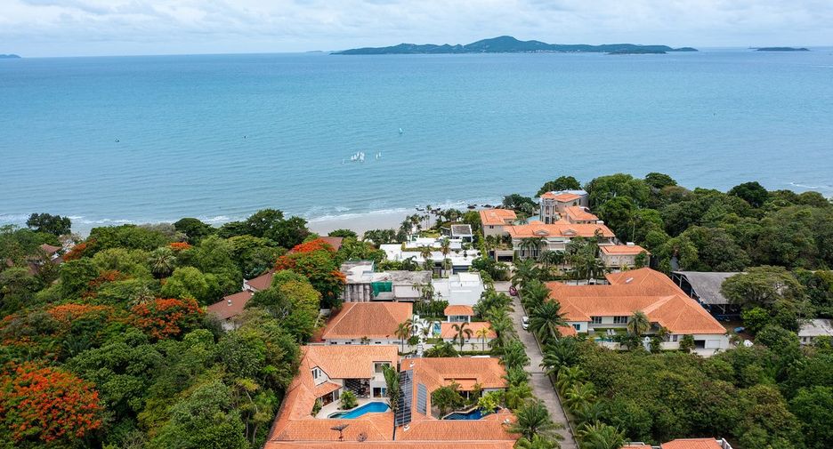 Casa en venta de 5 habitaciones en Bang Lamung, Chonburi