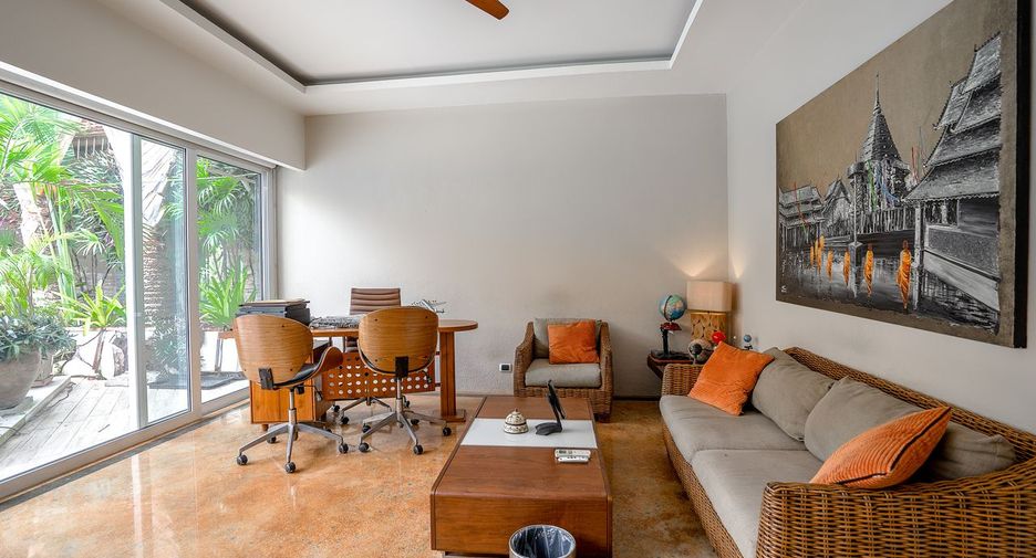 Casa en venta de 5 habitaciones en Bang Lamung, Chonburi
