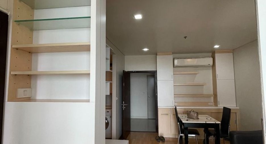 À louer 1 chambre condo à Khlong Toei, Bangkok