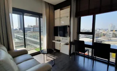 For sale 1 bed condo in Huai Khwang, Bangkok