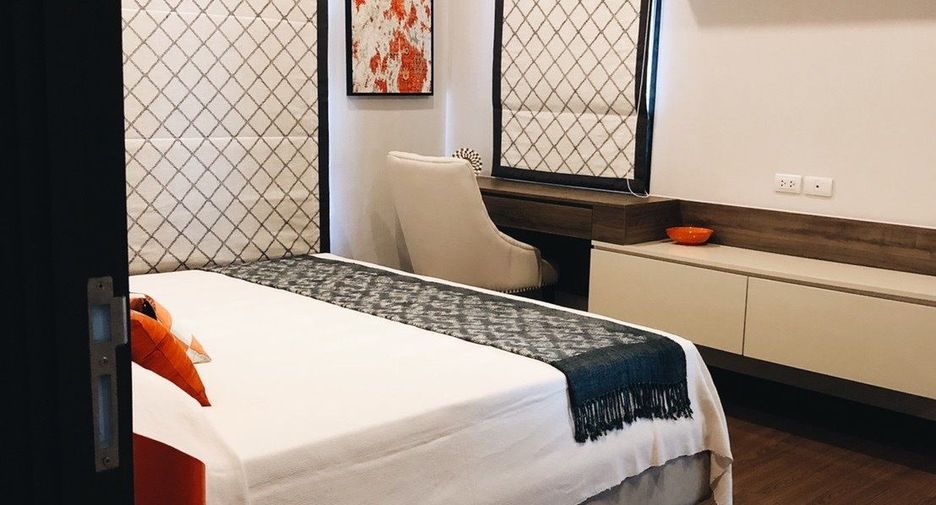For rent 2 bedrooms condo in Bang Sue, Bangkok