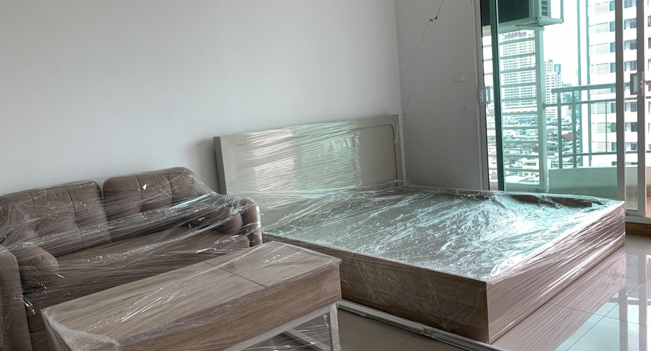 For sale studio condo in Bang Kho Laem, Bangkok