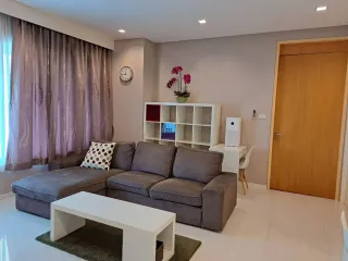 Condo en alquiler de 2 habitaciones en Sathon, Bangkok