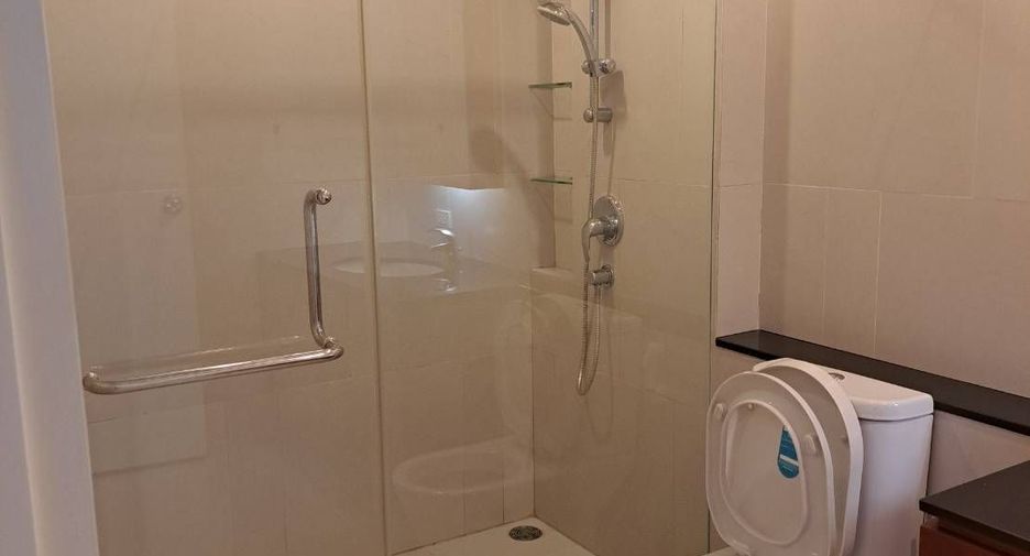 For rent 2 ベッドルーム condo in Sathon, Bangkok