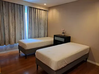 Condo en alquiler de 2 habitaciones en Sathon, Bangkok