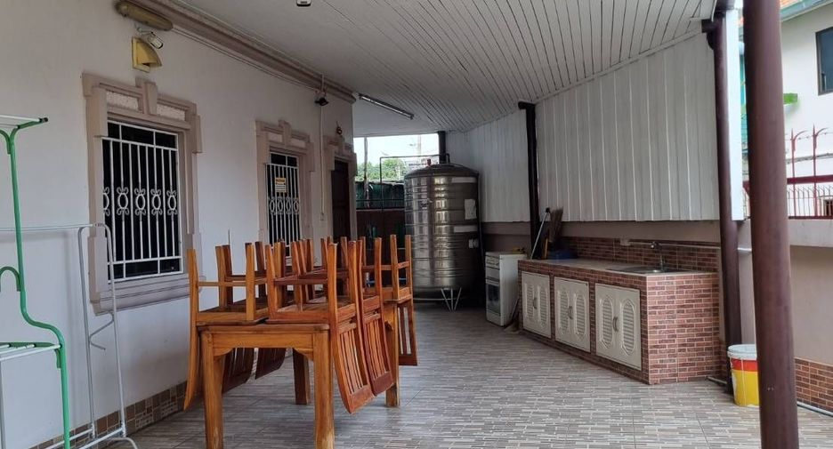 出租 3 卧室 独立屋 在 Bang Lamung, Chon Buri