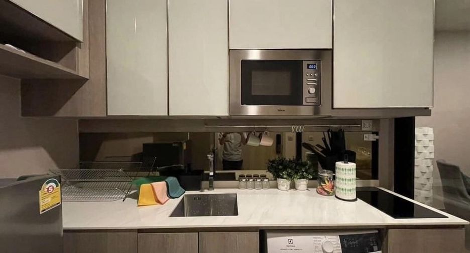 Продажа и аренда 2 спальни кондо в Ратчатхещи, Бангкок
