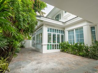 À vendre et à louer 4 chambres maison à Mueang Phuket, Phuket