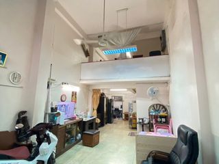 For sale 3 bedrooms townhouse in Bang Phlat, Bangkok