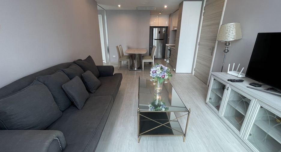 For rent 1 bed condo in Watthana, Bangkok