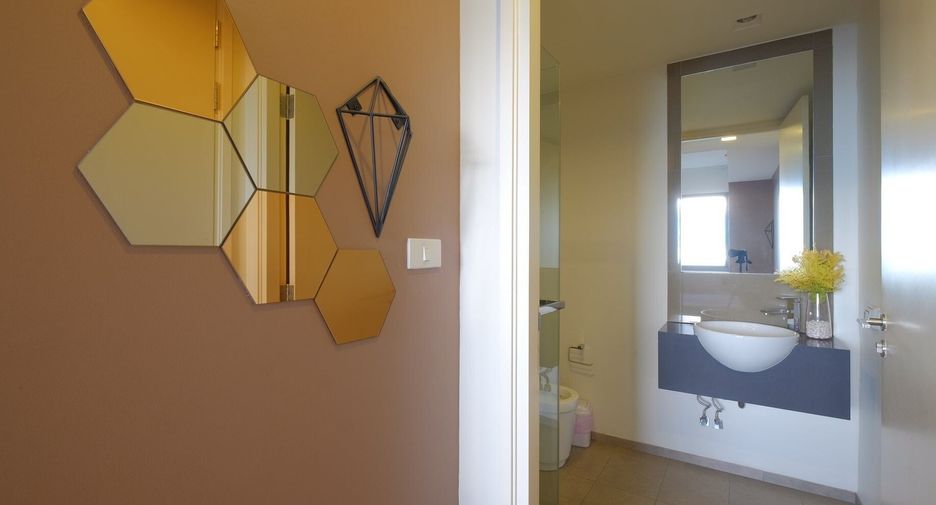 For sale 1 bed condo in Bang Lamung, Chonburi