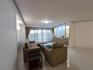 For rent 3 ベッドルーム apartment in Pathum Wan, Bangkok