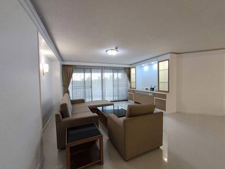 À louer 3 chambres appartement à Pathum Wan, Bangkok