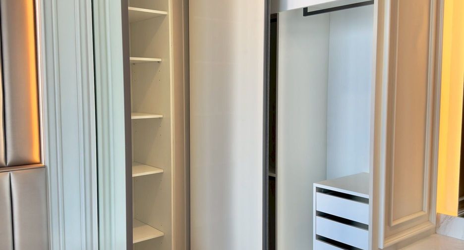 For sale 1 bed condo in Sathon, Bangkok