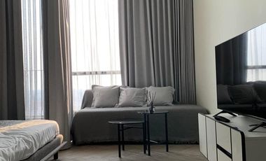 Wohnung zur Miete mit Studio in Khlong San, Bangkok