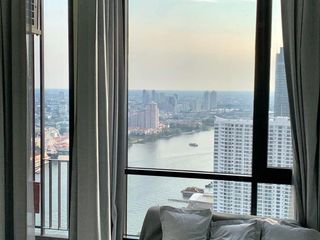 For rent studio condo in Khlong San, Bangkok