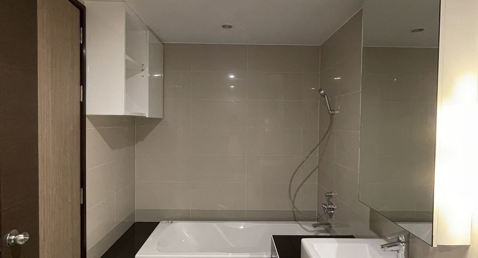 For rent 2 bedrooms condo in Bang Kho Laem, Bangkok