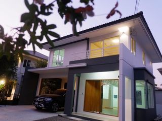 For sale 3 bedrooms house in Phra Samut Chedi, Samut Prakan