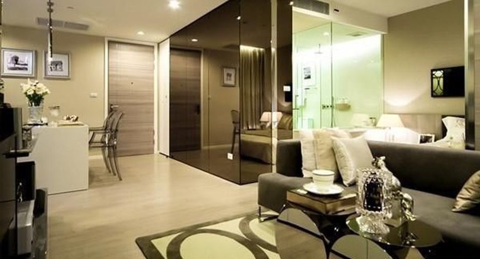For rent and for sale 1 bed condo in Watthana, Bangkok