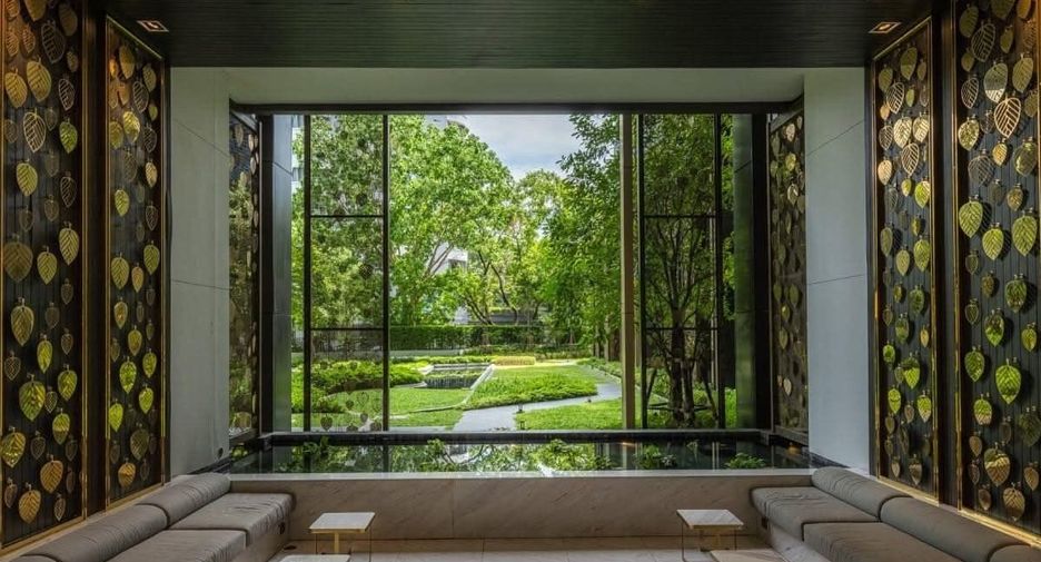For rent 1 bed condo in Pathum Wan, Bangkok