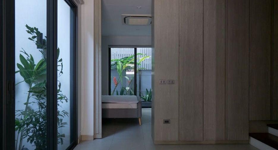 For rent 3 ベッドルーム house in Watthana, Bangkok