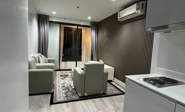 For sale そして for rent 2 ベッドルーム condo in Huai Khwang, Bangkok