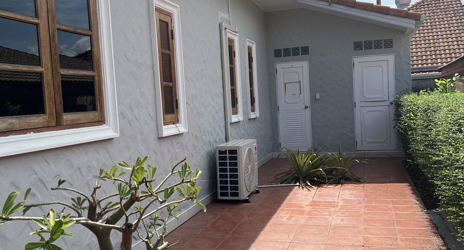 For rent 3 bedrooms house in Bang Lamung, Chonburi