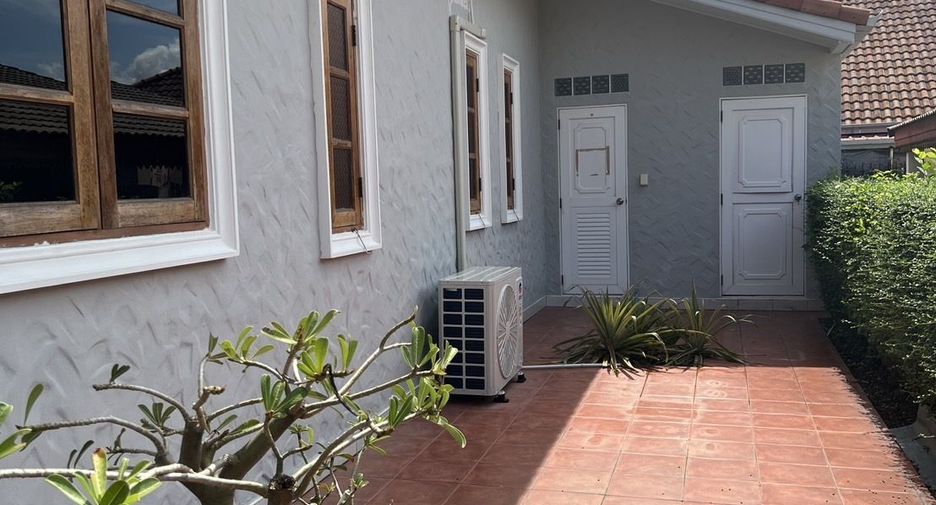 For rent 3 bedrooms house in Bang Lamung, Chonburi