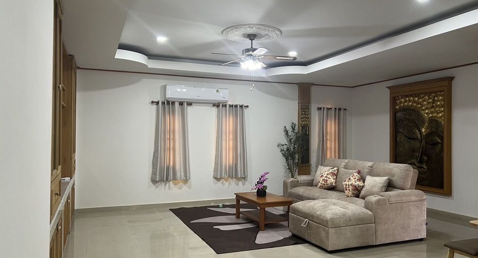 For rent 3 bedrooms house in Bang Lamung, Chonburi